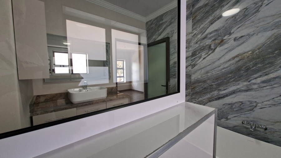 3 Bedroom Property for Sale in Stilbaai Wes Western Cape